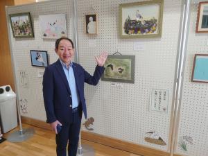 こうのとり作品展の様子