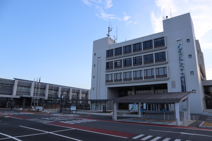 市役所外観