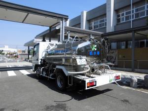 給水車