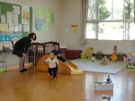 鴻巣市立川里ひまわり保育園子育て支援センター内の画像