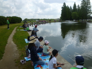 家族ふれあい魚つり大会の画像