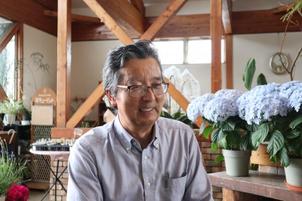 ダン・エモン店主　森田さん