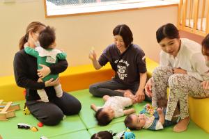 子育てサロンの様子