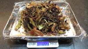 処理後　野菜くず、バナナの皮など