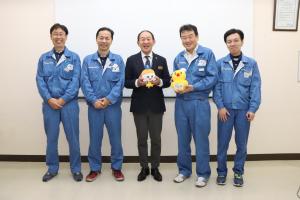 岩崎電気株式会社の皆さん