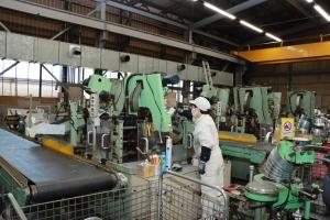 設備機器でダクトを製造
