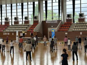 講師の説明に聞き入る参加者の皆さん