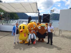 ゆるキャラと羽生市長、金山町長、並木市長