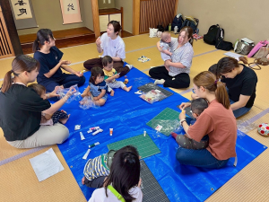 ひなおやクラブ活動写真3 はじめてのアート