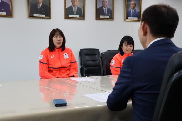 パラリンピックへの抱負を語る小川選手